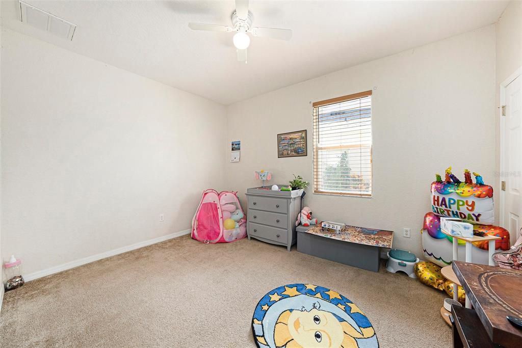 待售: $529,000 (4 贝兹, 3 浴室, 2849 平方英尺)