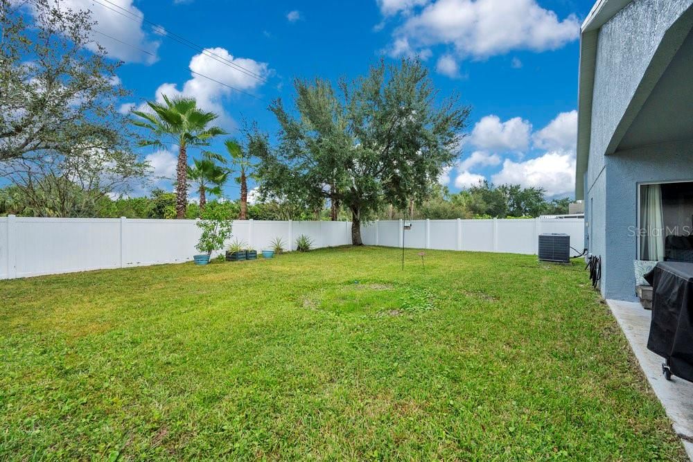 Под контрактом: $298,000 (3 спален, 2 ванн, 1618 Квадратных фут)