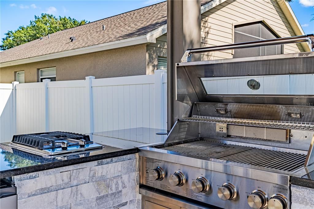 For Sale: $729,000 (3 beds, 2 baths, 2285 Square Feet)