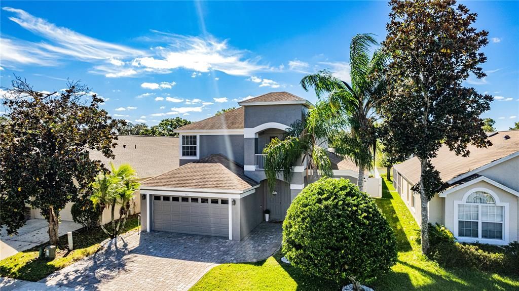 For Sale: $729,000 (3 beds, 2 baths, 2285 Square Feet)