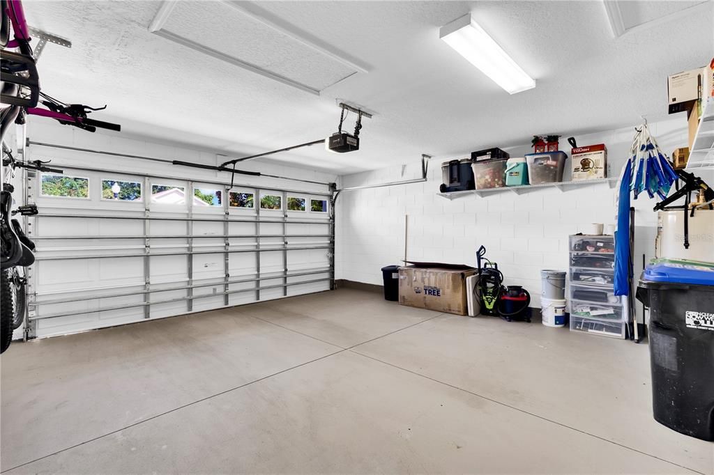 For Sale: $729,000 (3 beds, 2 baths, 2285 Square Feet)