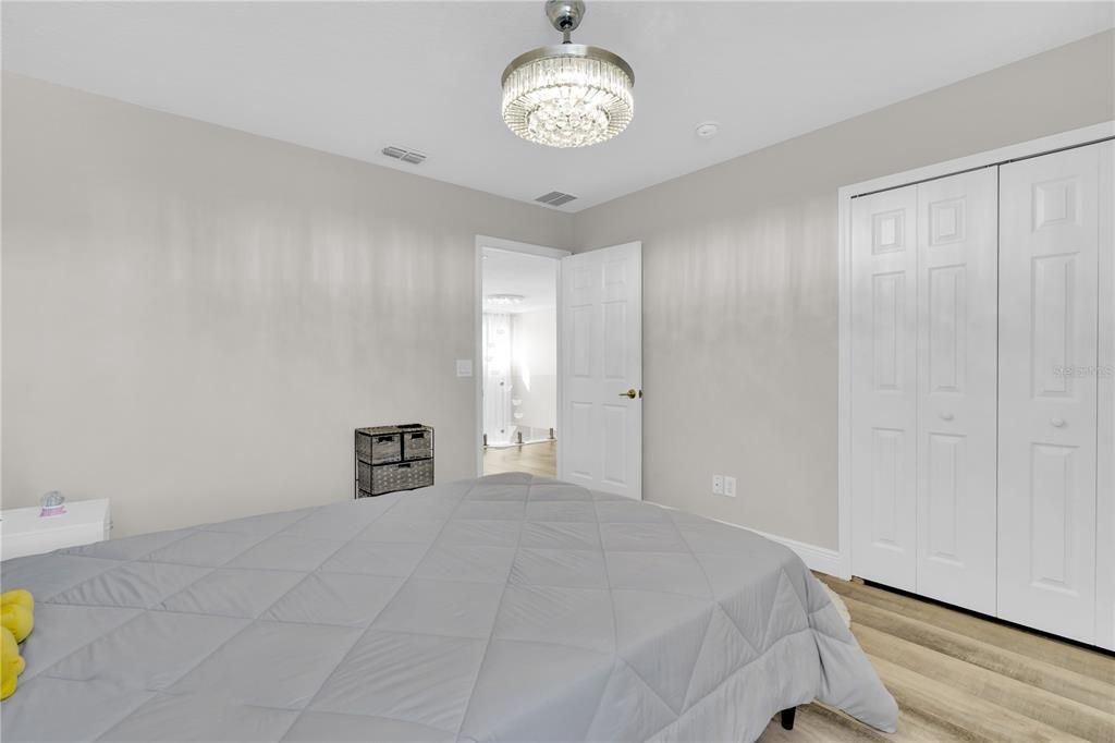 For Sale: $729,000 (3 beds, 2 baths, 2285 Square Feet)