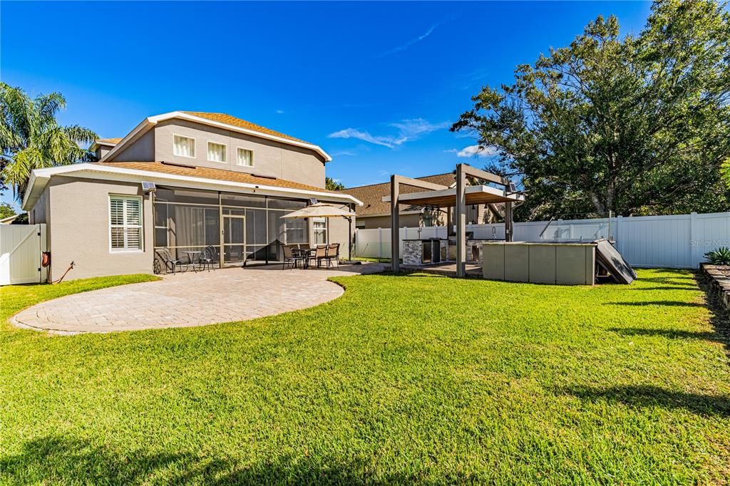 For Sale: $729,000 (3 beds, 2 baths, 2285 Square Feet)