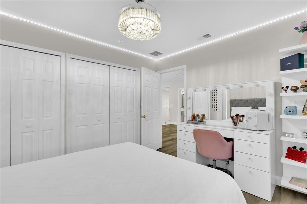 For Sale: $729,000 (3 beds, 2 baths, 2285 Square Feet)