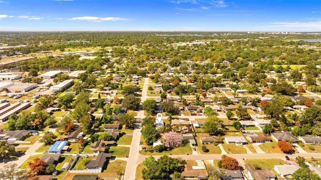 Activo con contrato: $240,000 (3 camas, 1 baños, 1501 Pies cuadrados)