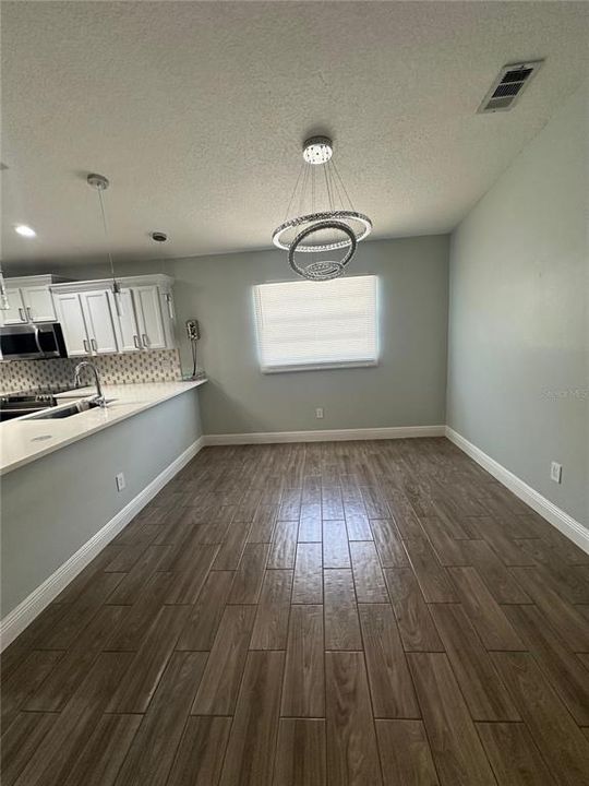 For Rent: $2,650 (3 beds, 2 baths, 1377 Square Feet)