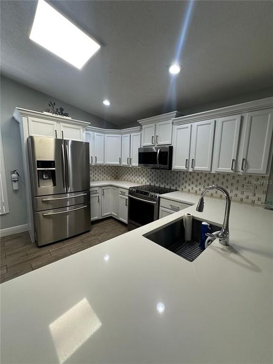 For Rent: $2,650 (3 beds, 2 baths, 1377 Square Feet)