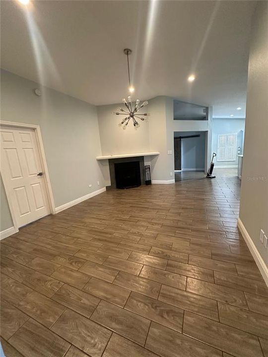 For Rent: $2,650 (3 beds, 2 baths, 1377 Square Feet)