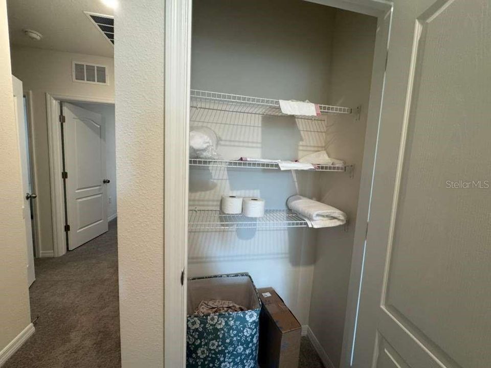 For Sale: $270,000 (3 beds, 2 baths, 1515 Square Feet)