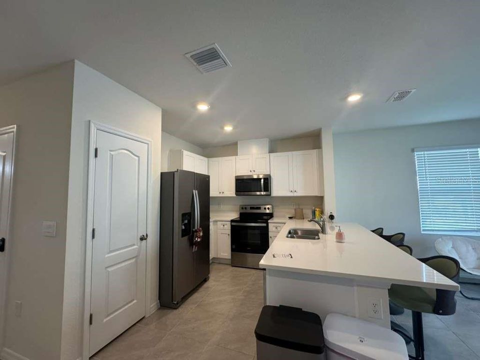 For Sale: $270,000 (3 beds, 2 baths, 1515 Square Feet)
