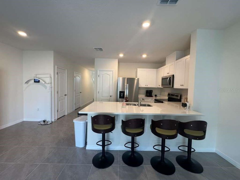For Sale: $270,000 (3 beds, 2 baths, 1515 Square Feet)