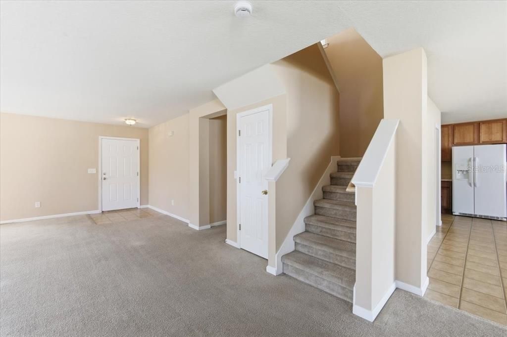 待售: $379,000 (3 贝兹, 2 浴室, 2726 平方英尺)