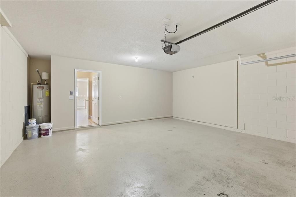 待售: $379,000 (3 贝兹, 2 浴室, 2726 平方英尺)