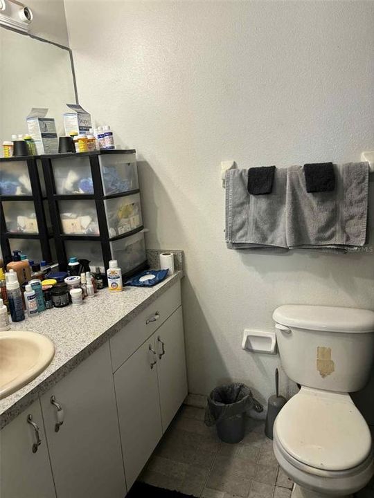 For Sale: $250,000 (4 beds, 2 baths, 1156 Square Feet)