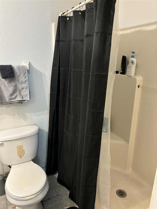 For Sale: $250,000 (4 beds, 2 baths, 1156 Square Feet)