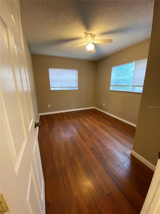 Active With Contract: $1,675 (4 beds, 2 baths, 1575 Square Feet)