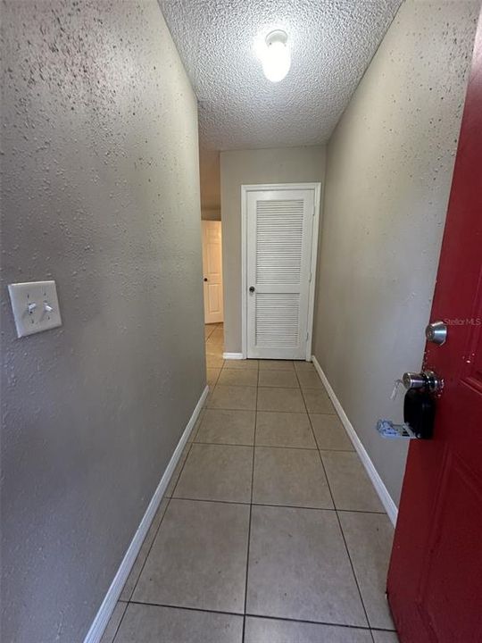 Active With Contract: $1,675 (4 beds, 2 baths, 1575 Square Feet)