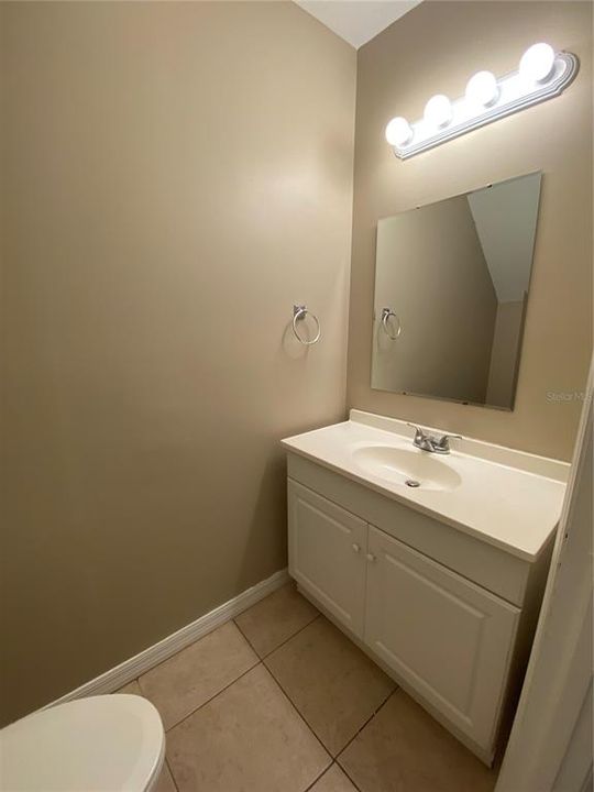 Active With Contract: $1,675 (4 beds, 2 baths, 1575 Square Feet)