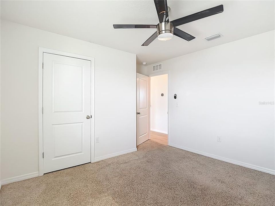 For Sale: $384,900 (5 beds, 3 baths, 2605 Square Feet)