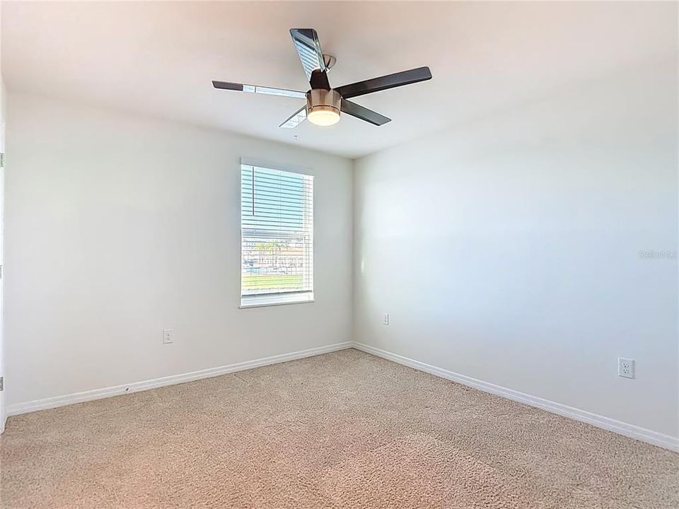 For Sale: $384,900 (5 beds, 3 baths, 2605 Square Feet)