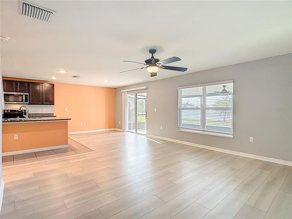 For Sale: $384,900 (5 beds, 3 baths, 2605 Square Feet)