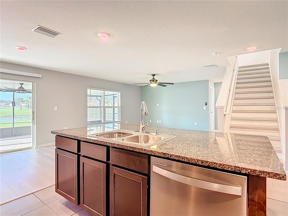 For Sale: $384,900 (5 beds, 3 baths, 2605 Square Feet)