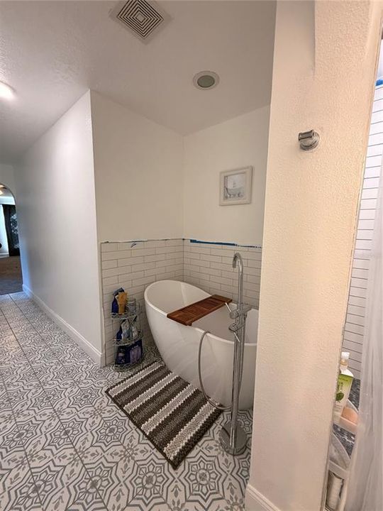 En Venta: $425,000 (4 camas, 3 baños, 3124 Pies cuadrados)