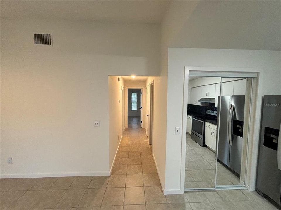 В аренду: $1,500 (2 спален, 2 ванн, 950 Квадратных фут)