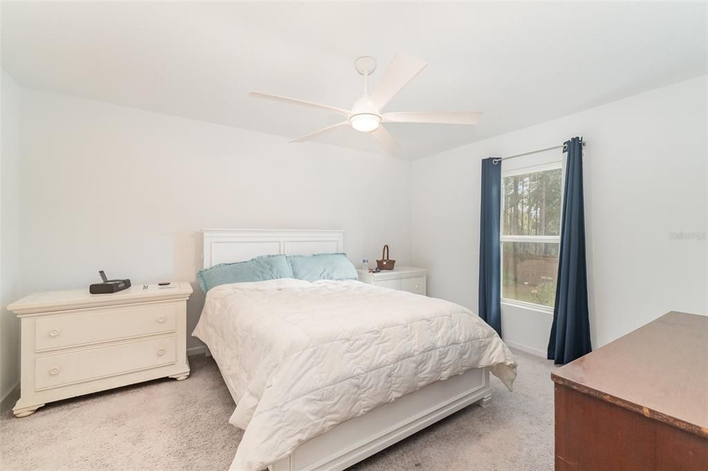 For Sale: $275,000 (3 beds, 2 baths, 1477 Square Feet)