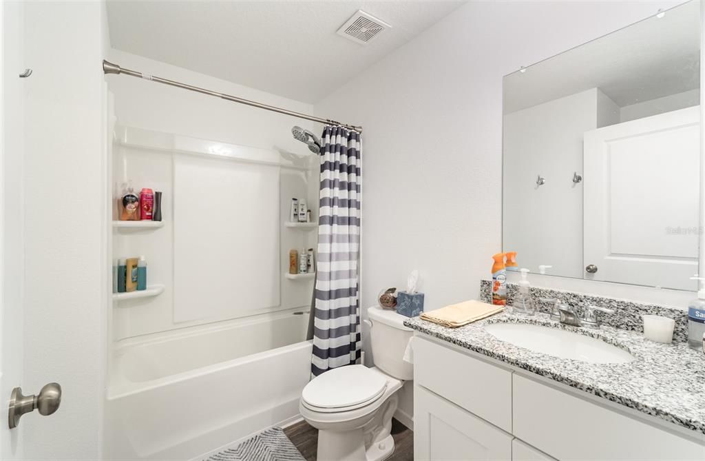 For Sale: $275,000 (3 beds, 2 baths, 1477 Square Feet)