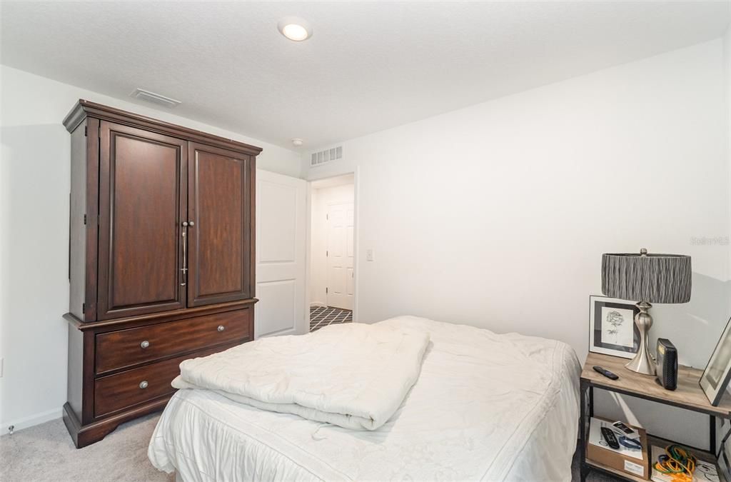 For Sale: $275,000 (3 beds, 2 baths, 1477 Square Feet)