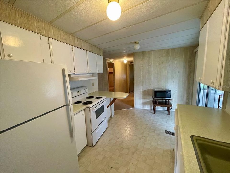 Activo con contrato: $69,900 (2 camas, 2 baños, 1344 Pies cuadrados)