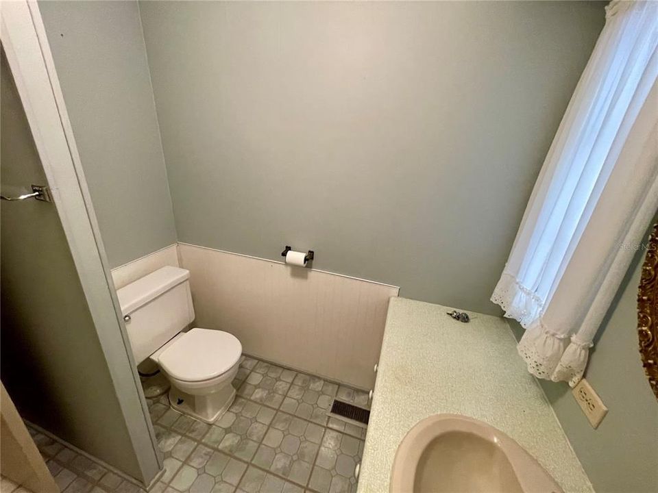 Activo con contrato: $69,900 (2 camas, 2 baños, 1344 Pies cuadrados)