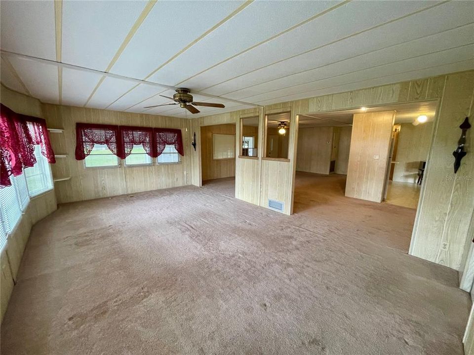 Activo con contrato: $69,900 (2 camas, 2 baños, 1344 Pies cuadrados)