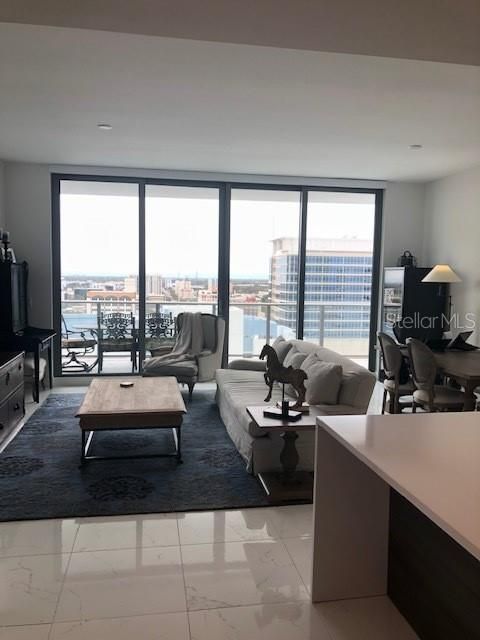 For Rent: $6,200 (2 beds, 2 baths, 1402 Square Feet)