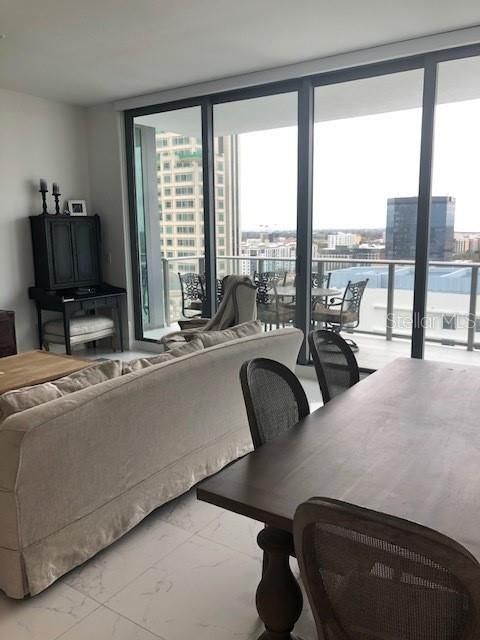 For Rent: $6,200 (2 beds, 2 baths, 1402 Square Feet)