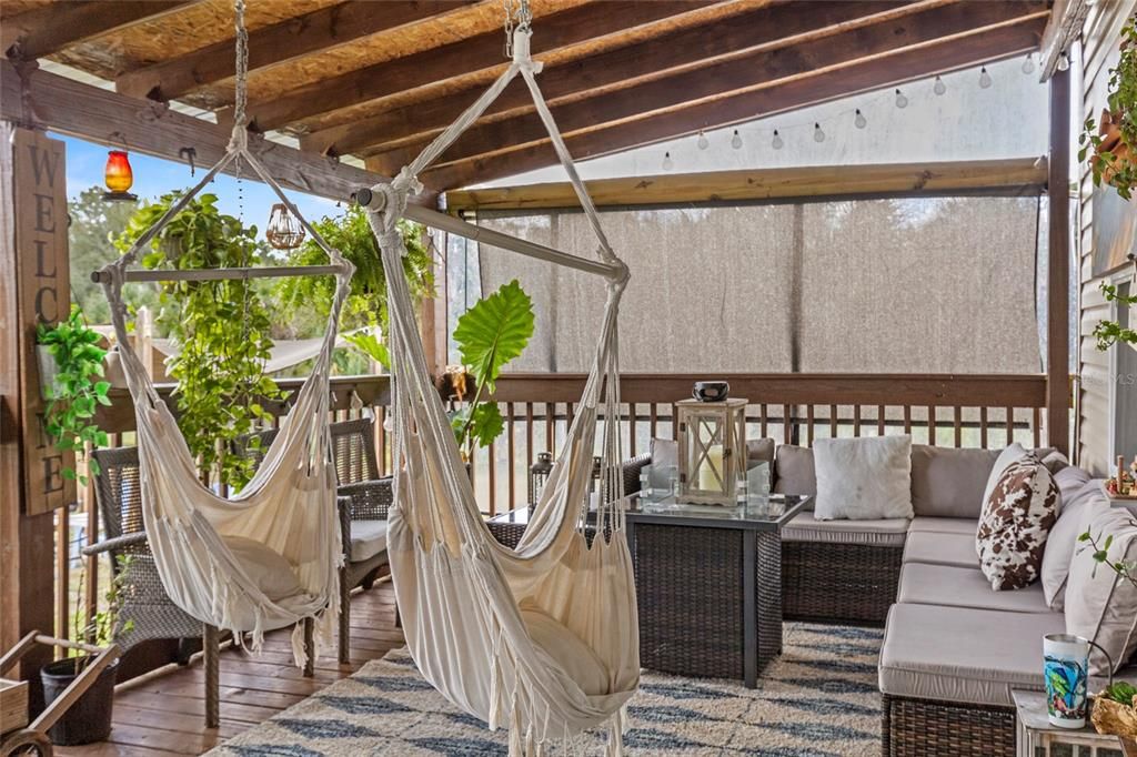 На продажу: $295,900 (3 спален, 2 ванн, 1661 Квадратных фут)