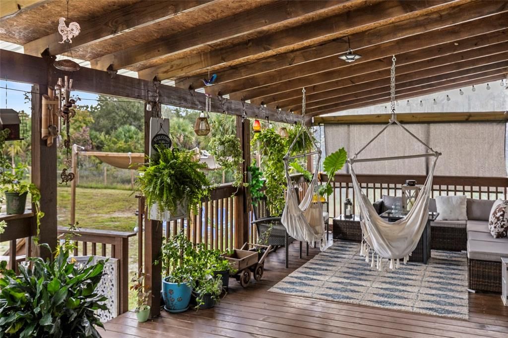 На продажу: $295,900 (3 спален, 2 ванн, 1661 Квадратных фут)