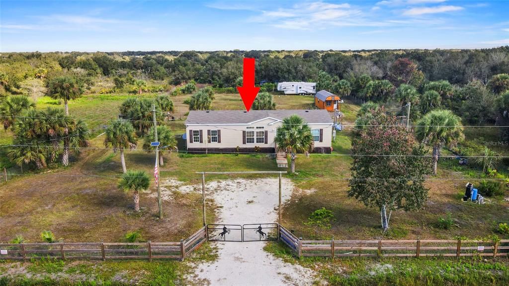 На продажу: $295,900 (3 спален, 2 ванн, 1661 Квадратных фут)