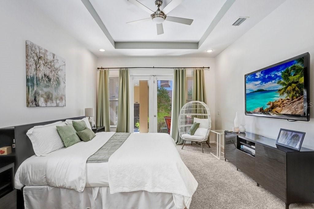 待售: $1,175,000 (5 贝兹, 4 浴室, 3695 平方英尺)