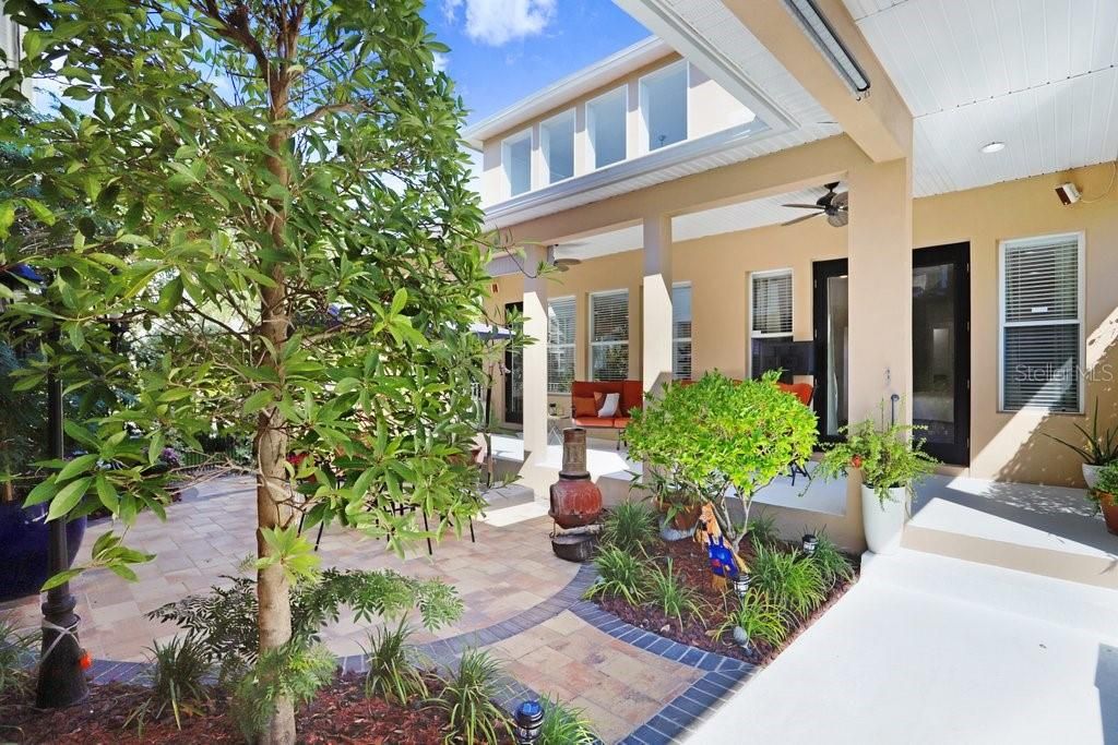 待售: $1,175,000 (5 贝兹, 4 浴室, 3695 平方英尺)