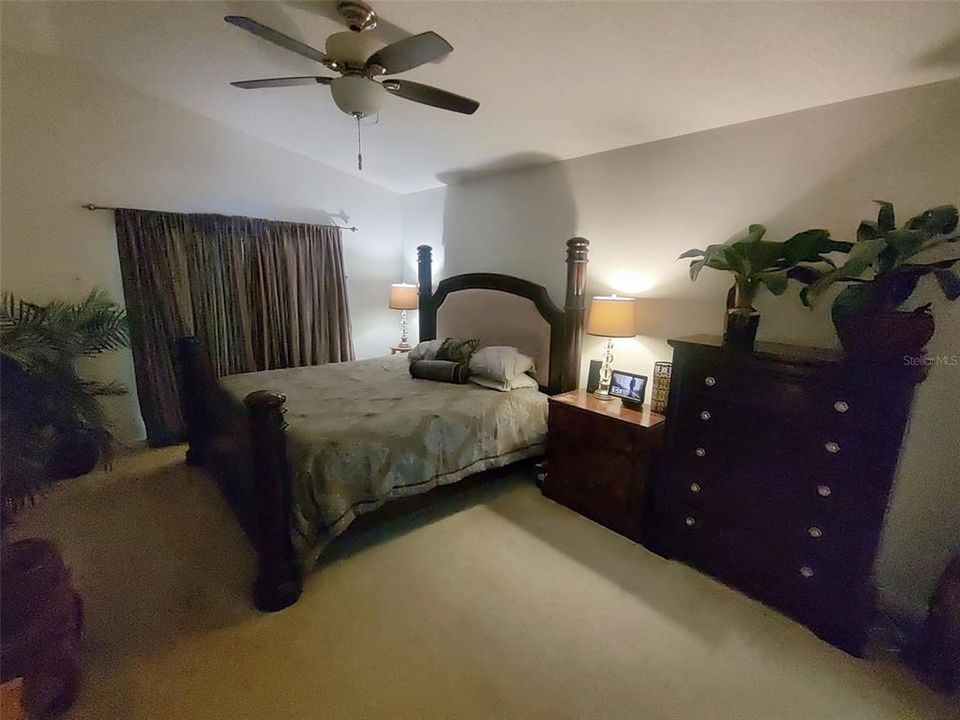 For Sale: $494,999 (4 beds, 3 baths, 2205 Square Feet)