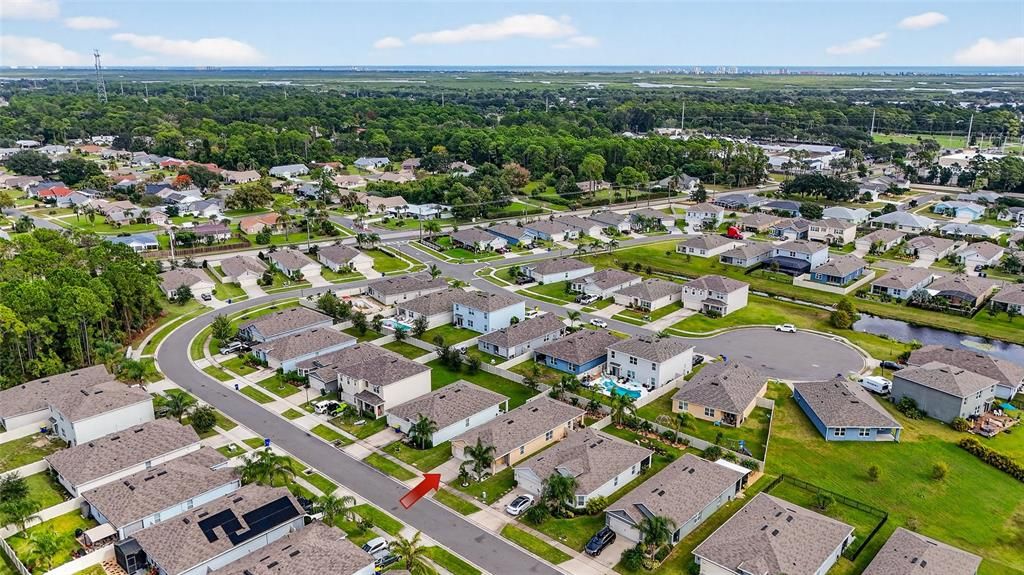 Activo con contrato: $315,000 (3 camas, 2 baños, 1606 Pies cuadrados)