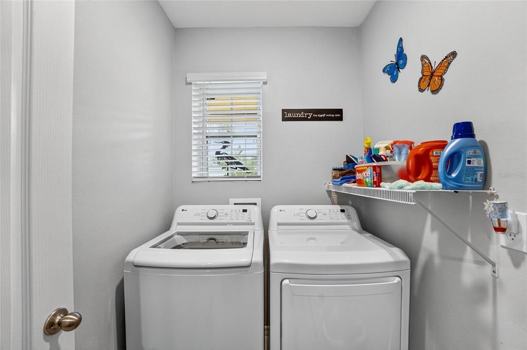 Activo con contrato: $315,000 (3 camas, 2 baños, 1606 Pies cuadrados)