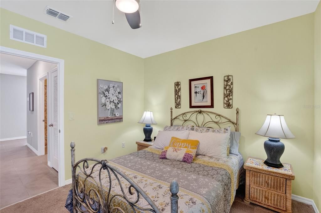 Activo con contrato: $315,000 (3 camas, 2 baños, 1606 Pies cuadrados)