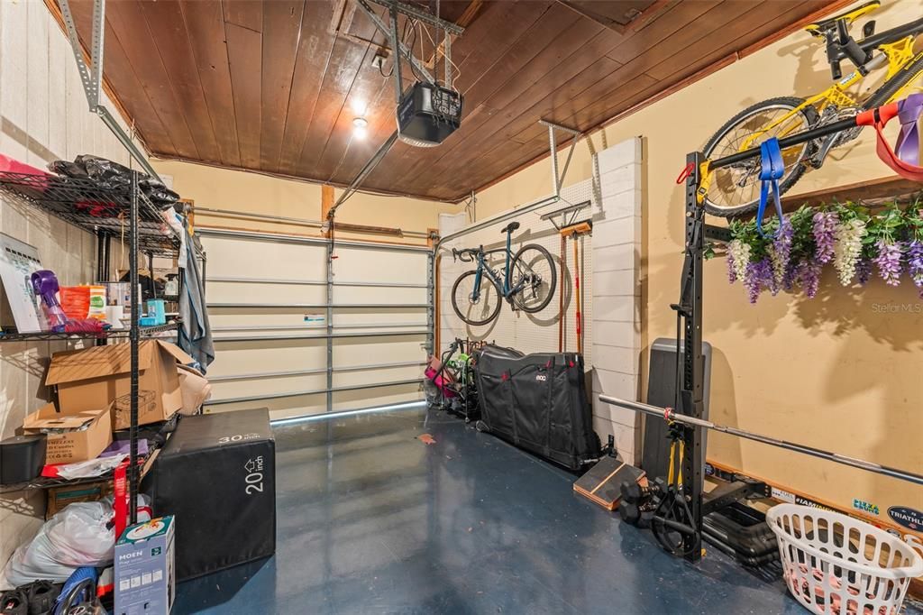 Active With Contract: $439,000 (3 beds, 2 baths, 1325 Square Feet)