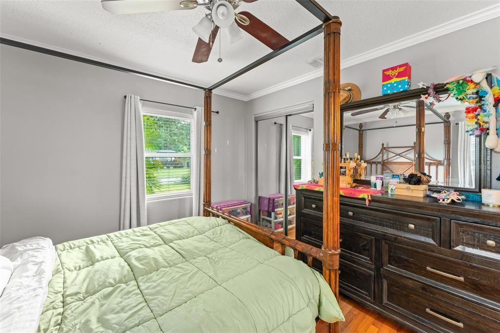 Active With Contract: $439,000 (3 beds, 2 baths, 1325 Square Feet)