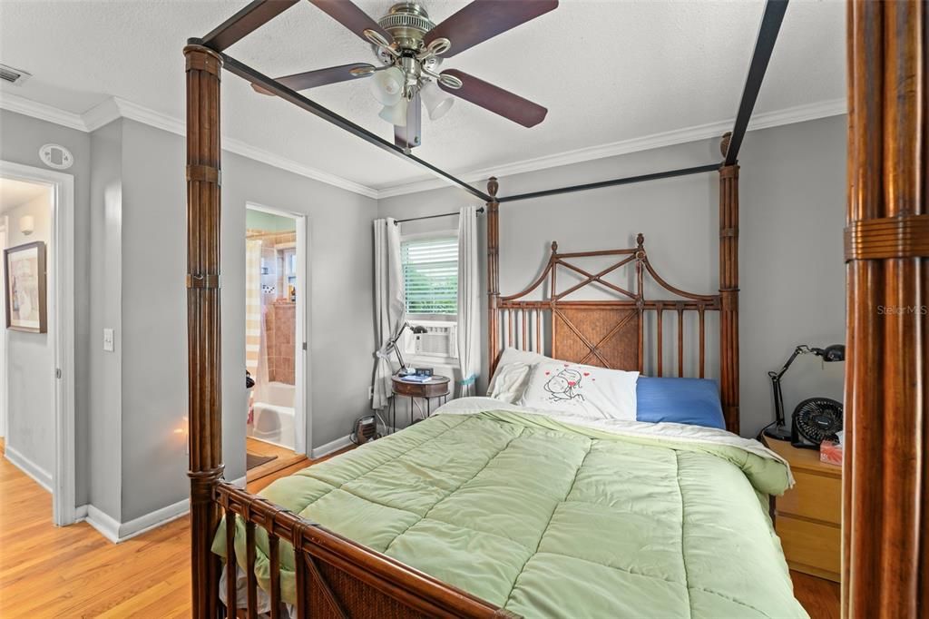 Active With Contract: $439,000 (3 beds, 2 baths, 1325 Square Feet)