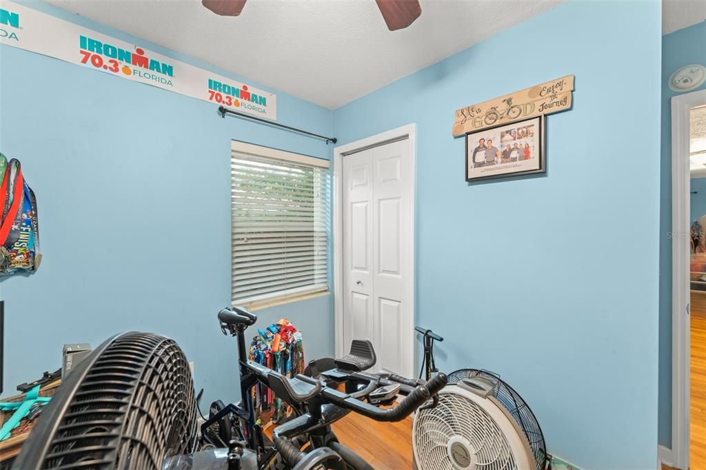 Active With Contract: $439,000 (3 beds, 2 baths, 1325 Square Feet)