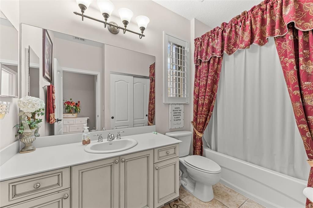 待售: $739,000 (5 贝兹, 4 浴室, 2863 平方英尺)